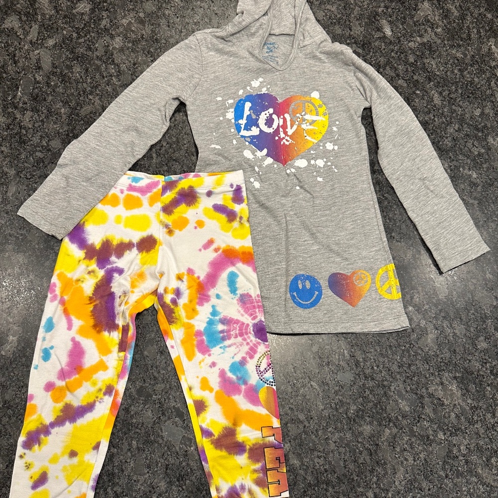 Flowers by Zoe Hooded Top with Matching Leggings with Rhinestones - Girls size 6